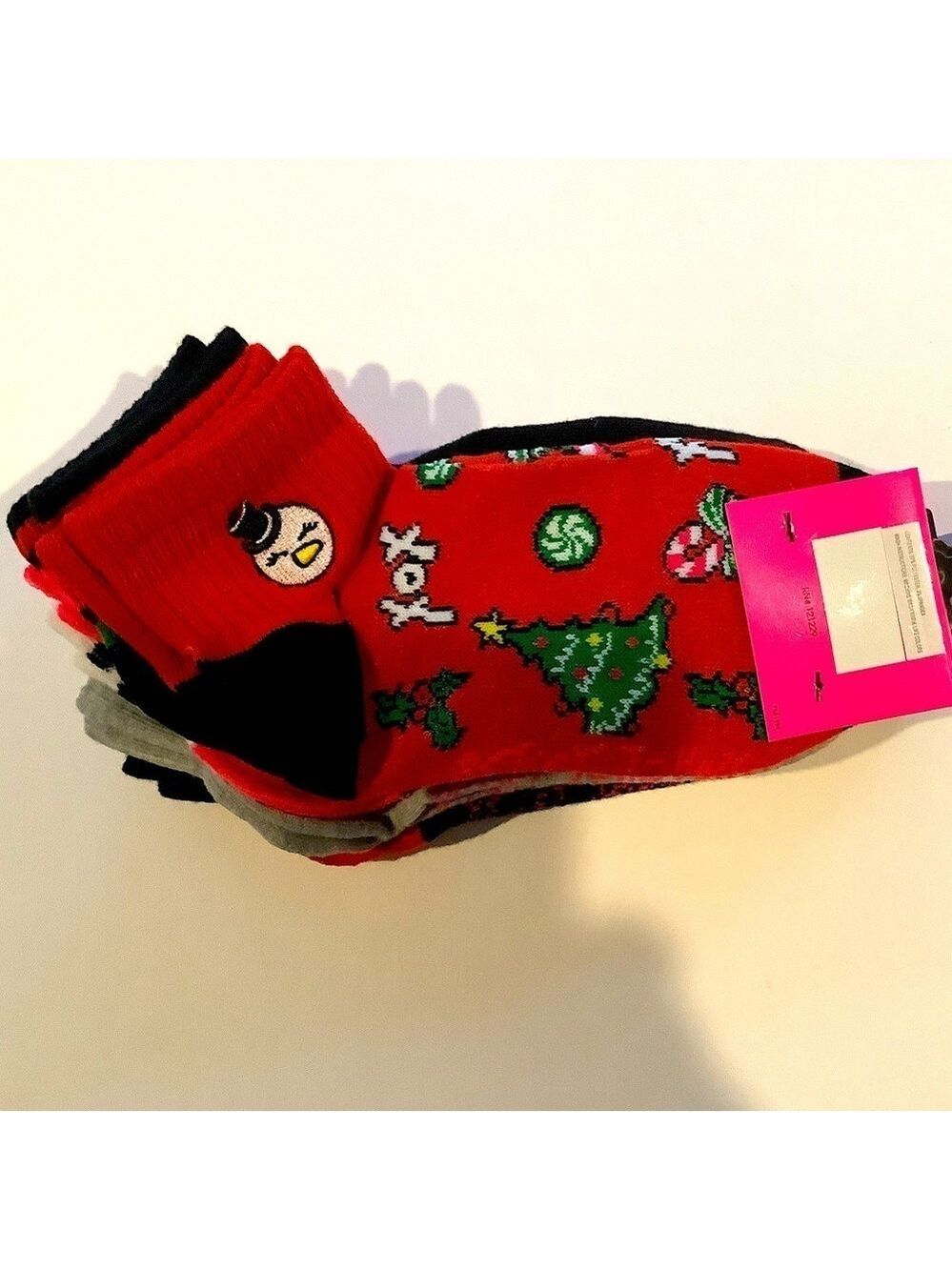 Betsey Johnson Christmas Holiday Quarters Socks 6 Pairs New - Picture 3 of 3